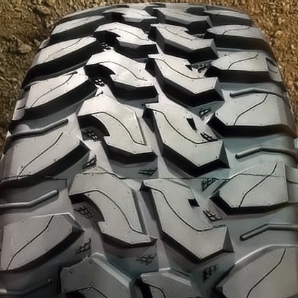 Radar Tires Renegade R7 M/T